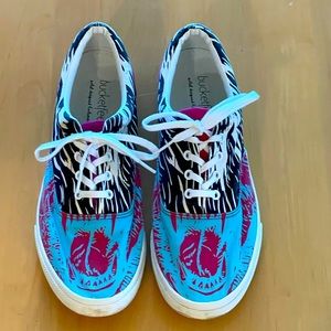 BUCKETFEET CASUAL SHOES